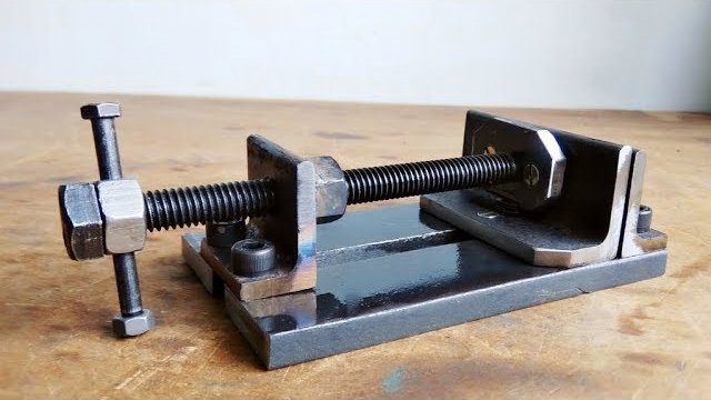 Read more about the article Make a mini metal drill press vice